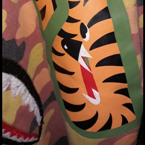Bape hoodie - Picture 5 of 5